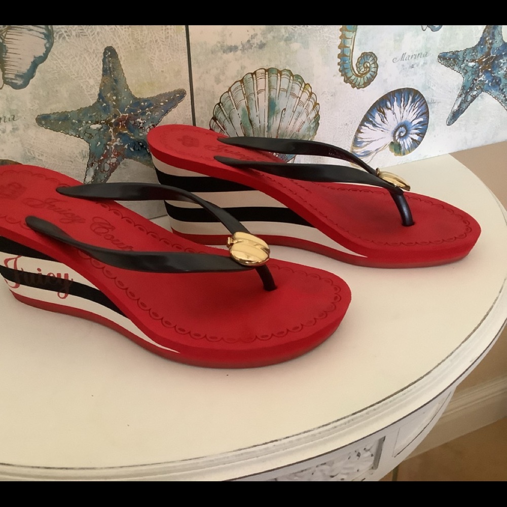 Juicy Couture Nautical Wedge Flip Flop Sandals